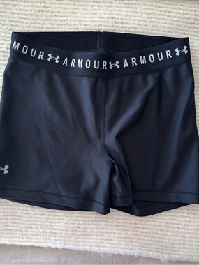 Under Armour Black Women's Athletic Compression Shorts with Logo Waistband